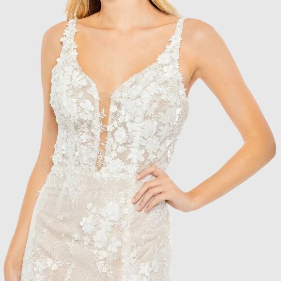 NWT | Mac Duggal White‎ Glitter Floral Applique Sleeveless Mermaid Gown 8 - $898 - Picture 2 of 12